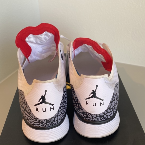 Jordan 88 Racer - Picture 3 of 5